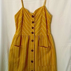 Ci Sono Linen Dress Size XL Yellow and cream striped.